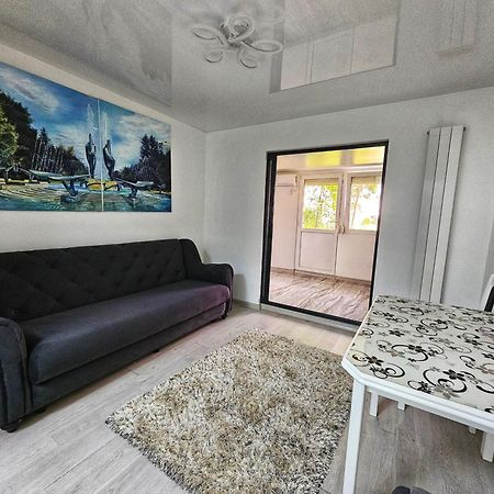 Blue Apartament Braila Exterior photo
