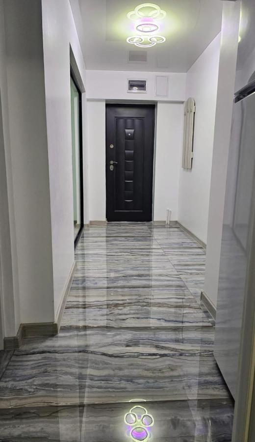 Blue Apartament Braila Exterior photo