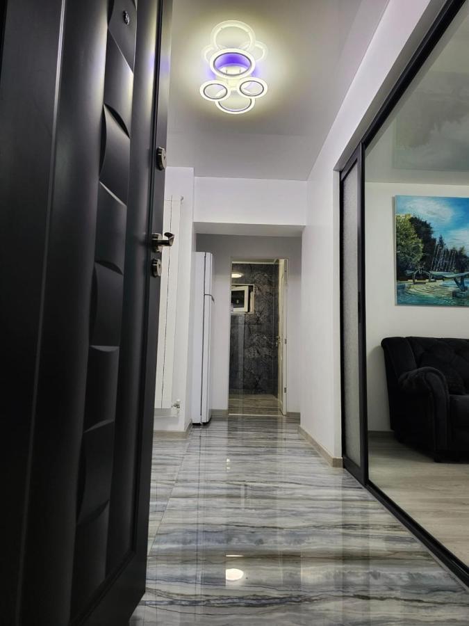 Blue Apartament Braila Exterior photo