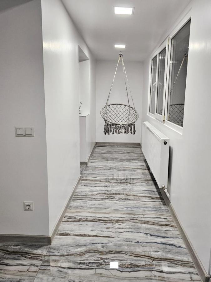 Blue Apartament Braila Exterior photo
