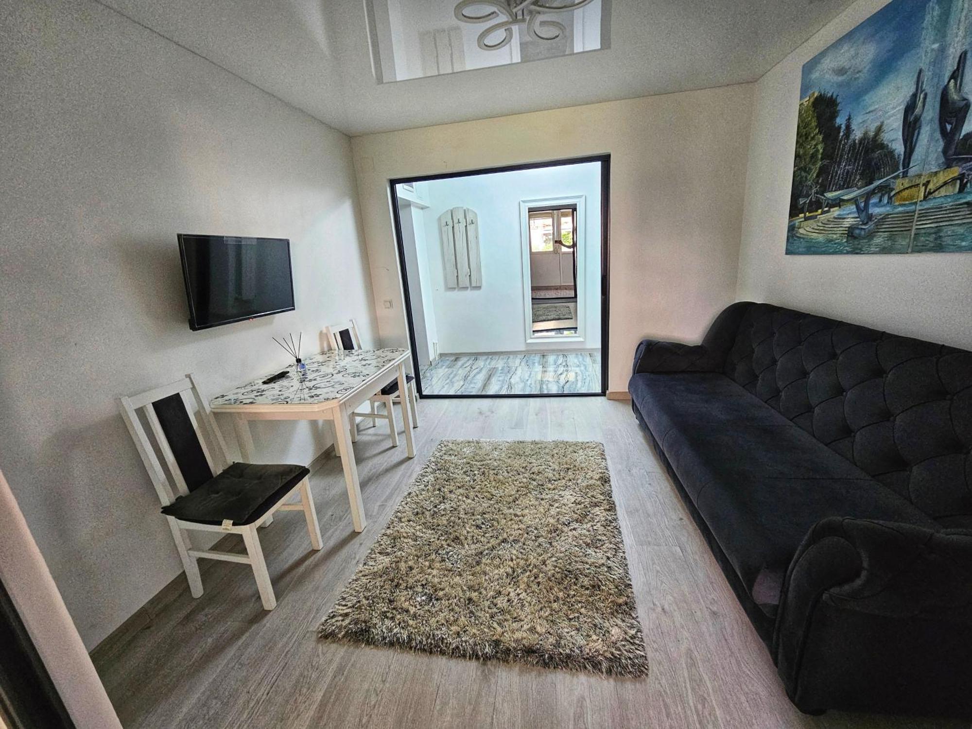 Blue Apartament Braila Exterior photo